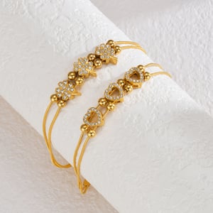 1 Stück Romantisches, leichtes Luxus-Charm-Armband in Herzform aus Edelstahl mit 18 Karat Goldauflage für Damen h5 Bild2